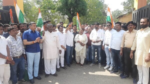 Betul Congress News: MSP गारंटी और मुआवजे को लेकर कांग्रेस का जोरदार प्रदर्शन