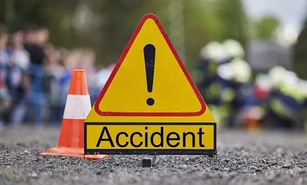 Betul Accident News: मछली बेचकर घर लौट रहे मछुवारे की बाइक अनियंत्रित होकर गिरी, एक की मौत, 1 की हालत गंभीर